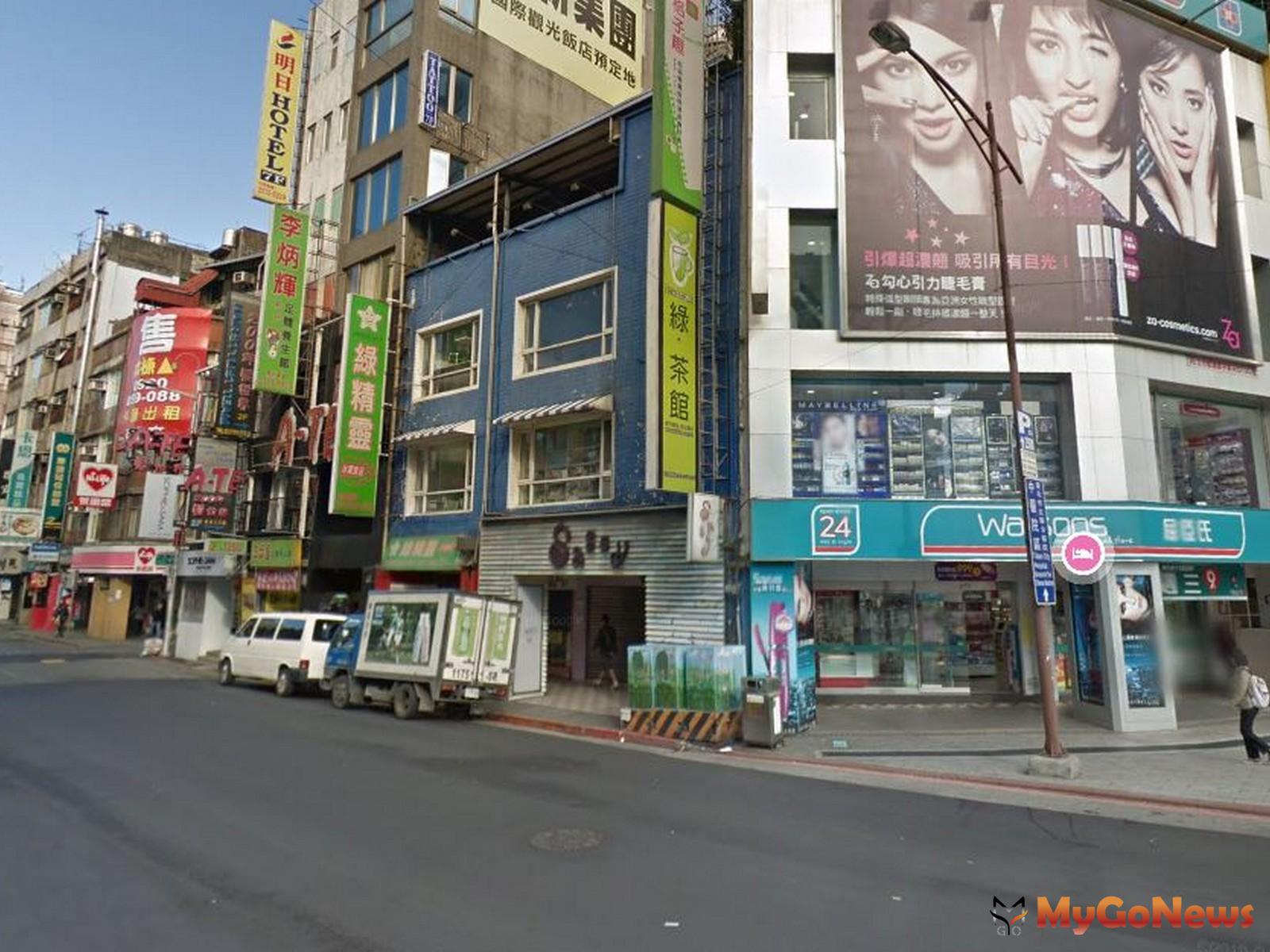 根據最新實價揭露資料顯示，台北市成都路19號靠近捷運站6號出口旁的店面，16.87坪月租達30萬元，單價每坪1.78萬元則創下2023年北市新高(圖片翻攝自Google Maps) MyGoNews房地產新聞 市場快訊