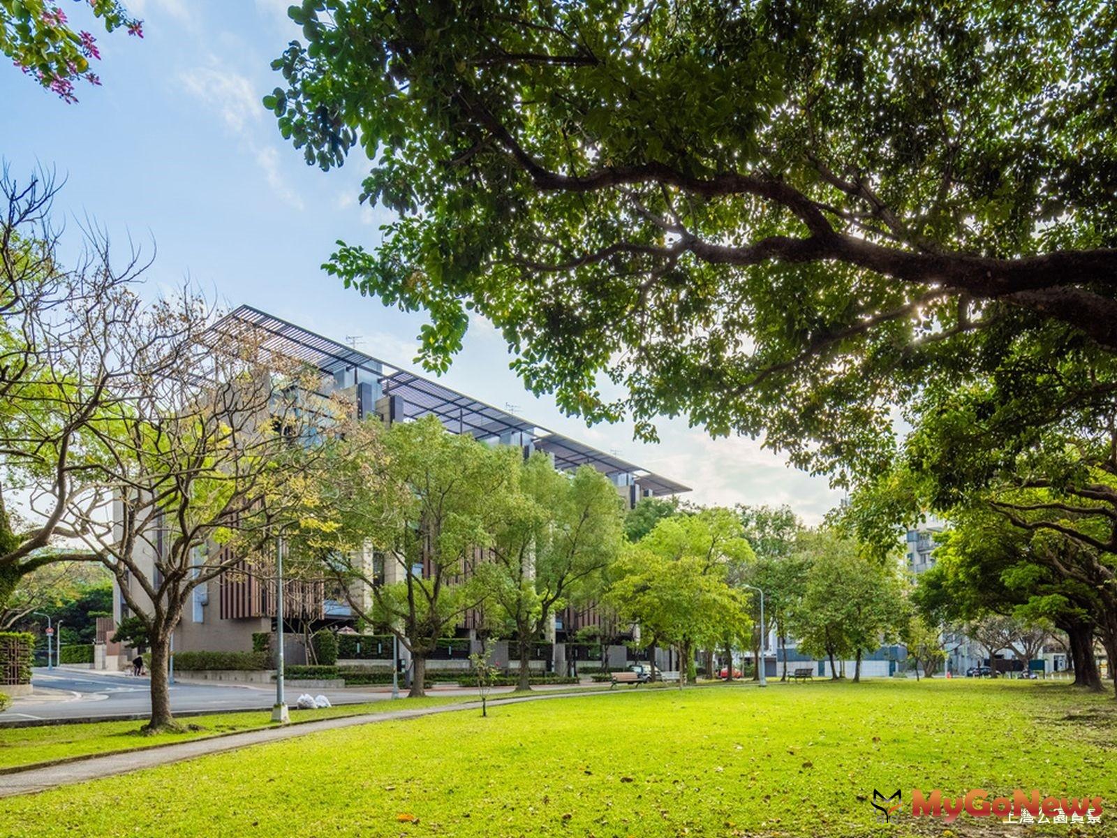上灣公園綠帶環境優美，是都市中難得擁有的靜謐。(圖/業者提供) MyGoNews房地產新聞 市場快訊