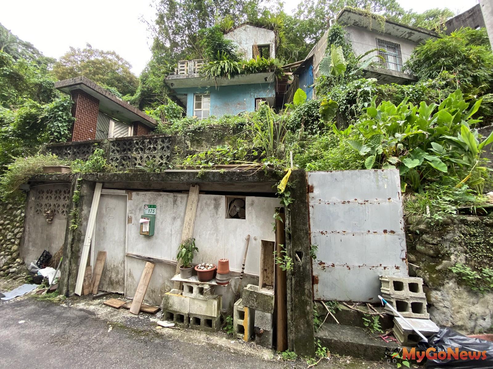 台北市文山區萬盛街公辦都更案現況建物老舊殘破，居住環境品質不佳。(圖/新北住都中心提供) MyGoNews房地產新聞 區域情報