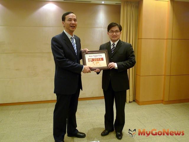 2014年2月再度於台灣首屆「2014 智慧城市展」中，獲得大會創新應用雙料獎項(圖：新北市政府) MyGoNews房地產新聞 區域情報