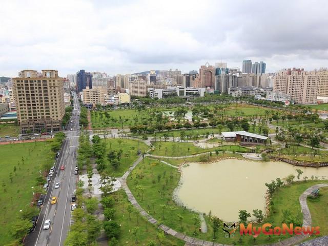 鳳山五甲公園2013年農曆年前完工啟用