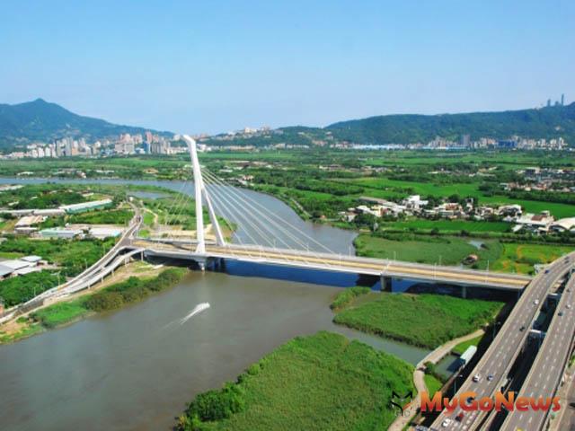 社子大橋新建工程第一期完成通車準備