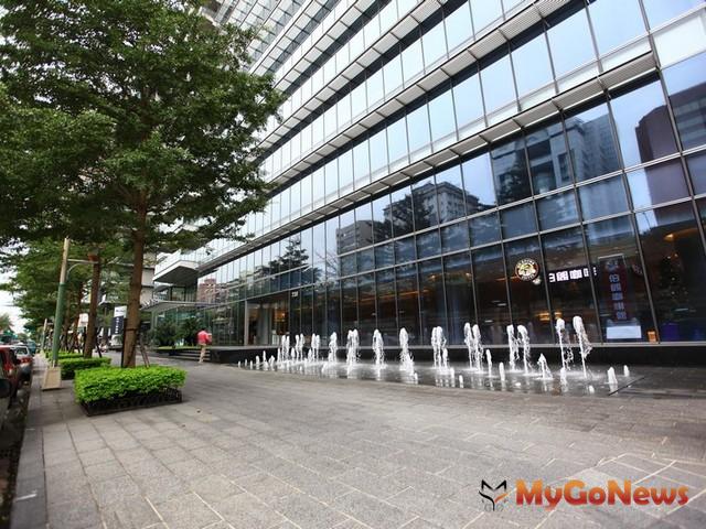 2012年第1季於台北市新設立之外商公司較去年同期成長2成，造成台北市辦公大樓的需求逐漸上揚。 MyGoNews房地產新聞 專題報導