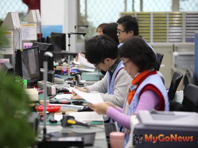 中市民辦理戶籍登記申請書只要5分鐘 便利迅速又環保 MyGoNews房地產新聞 區域情報
