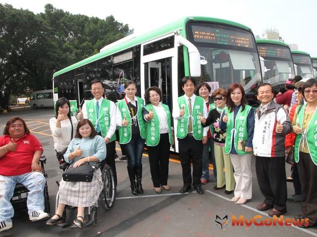 台南整合成功 公車捷運化首航 